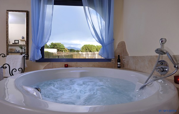 אולימפוס הכפר היווני - ������ �הכפר היווני - מעיין ברוך - ������ ����