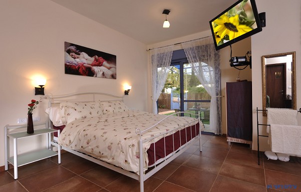 אולימפוס הכפר היווני - ������ �הכפר היווני - מעיין ברוך - ������ ����