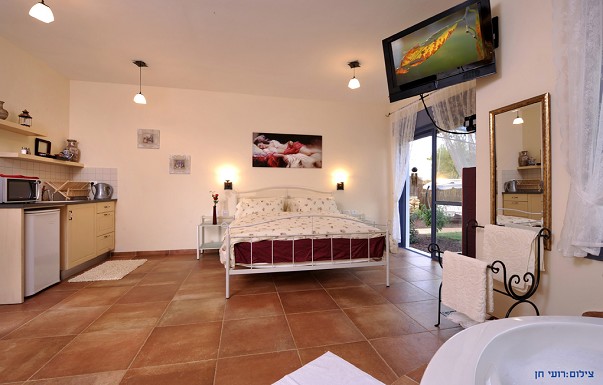 אולימפוס הכפר היווני - ������ �הכפר היווני - מעיין ברוך - ������ ����