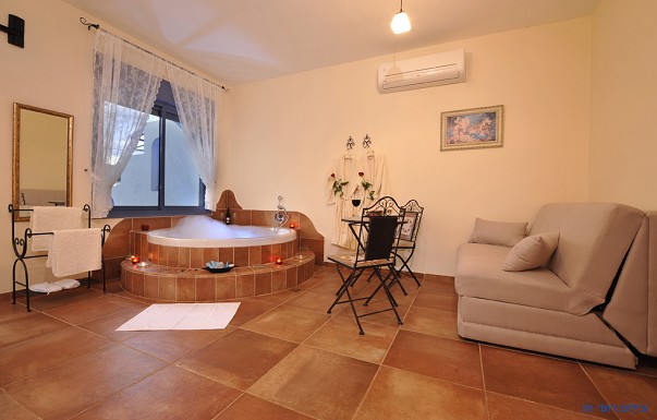 אולימפוס הכפר היווני - ������ �הכפר היווני - מעיין ברוך - ������ ����