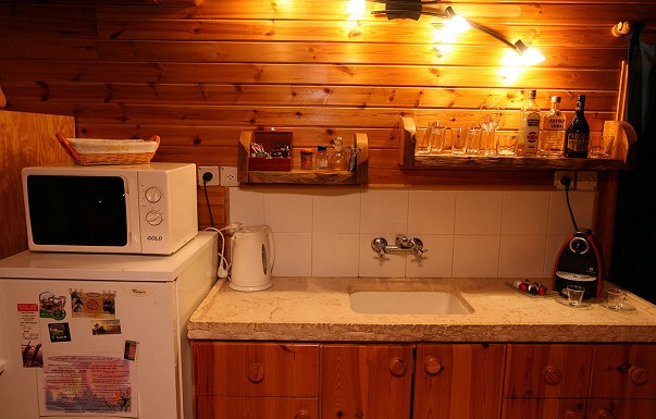 הבקתות של אילנה בגליל - סאונה  וג`קוזי - ������ �מנות - ������ ����