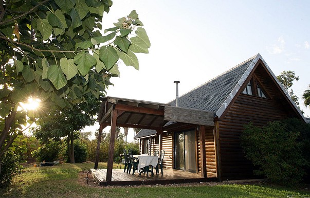 בקתה בעמק - ������ �יסוד המעלה - ������ ����