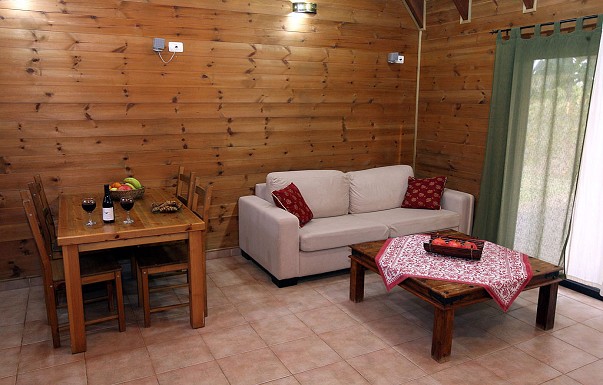 בקתה בעמק - ������ �יסוד המעלה - ������ ����