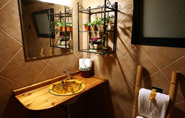 בקתה בעמק - ������ �יסוד המעלה - ������ ����