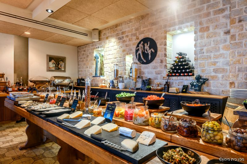 ארוחות בוקר במלון בית מימון