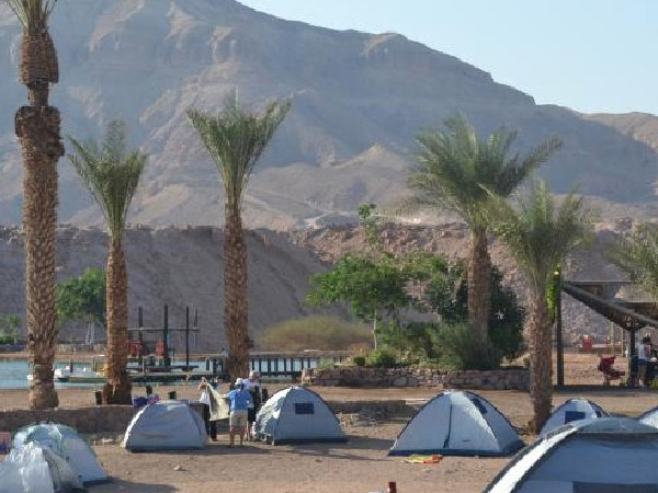 קמפינג בפארק תמנע