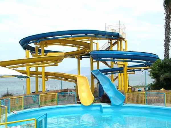 חוף%20צמח%20המחודש%20על%20שפת%20הכנרת%20,%20חוף%20צמח