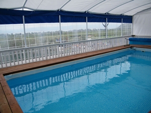 בקתות%20האגם%20%20-%20The%20lake%20house%20,%20מגדל