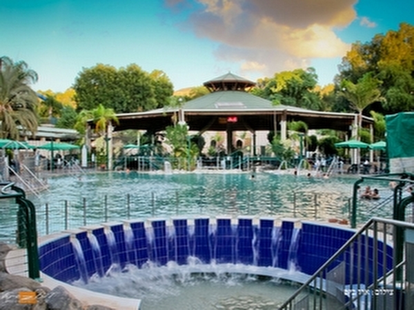 חמת%20גדר-%20מלון%20בוטיק%20ספא%20וילג'%20,%20חמת%20גדר