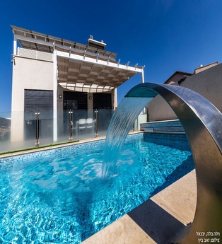Why Renting a Villa with a Pool in Northern Israel