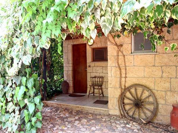 בקתות%20בכפר%20%20ישראלי%20,%20בית%20הלל