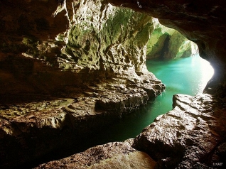 מיצג אור-קולי