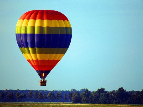 Click to visit Rize up hot air balloons