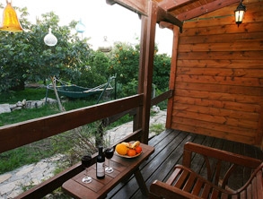 הבקתות של אילנה בגליל - סאונה  וג'קוזי מנות