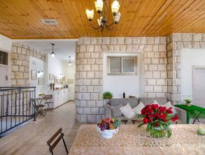 וילה רוח צפתית צפת