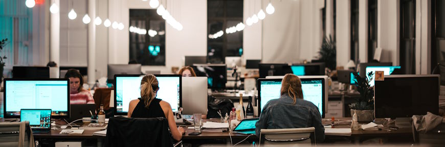 Zimmer B&B and hotel bookings using artificial intelligence AI