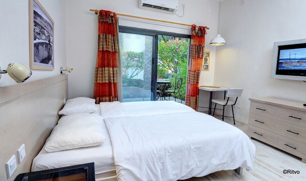 ����� ��