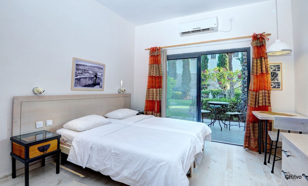 ����� ��