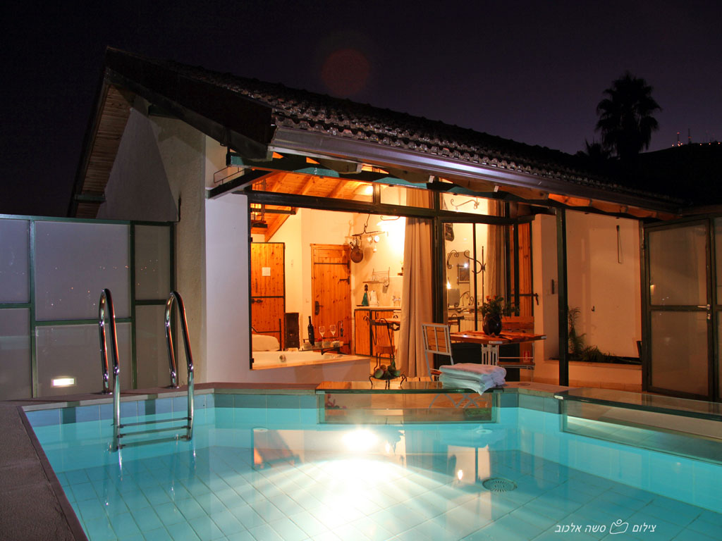 The Blacksmith's BB - Luxury suites Roh Pinna Accommodation
