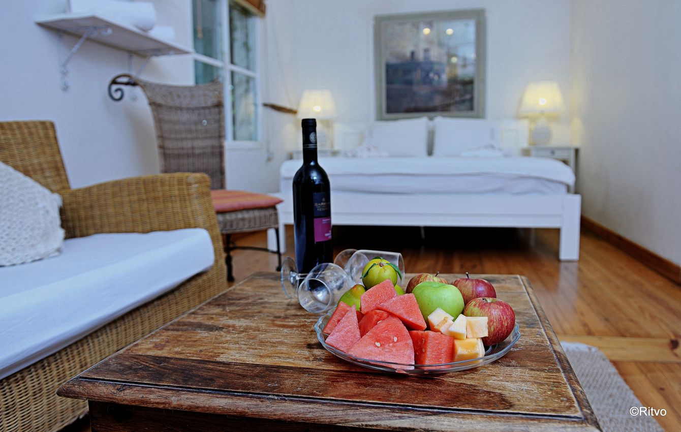 The Vitrage Spa Villa In Beit Hillel Zimmer