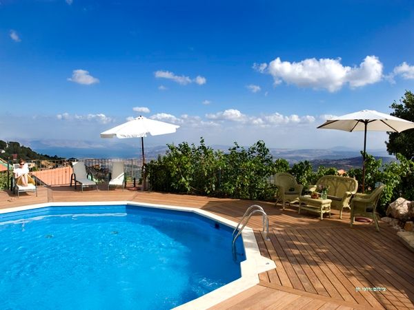 לוין נוף מרהיב צימרים עם בריכה במושב אמירים