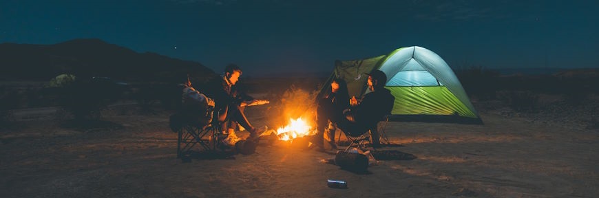 קמפינג חניון אוהלים לילה בנגב